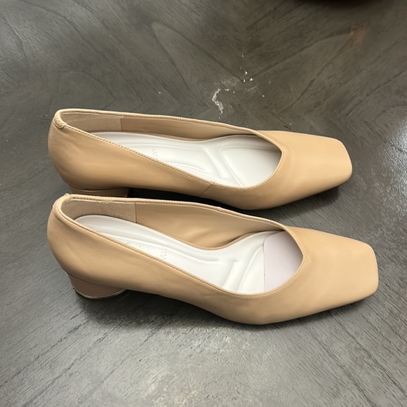 Franco Sarto Pisa Pump - Picture 8 of 12